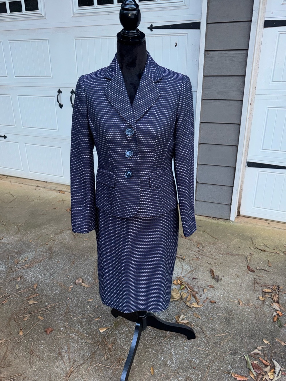 Le Suit Navy Blue Pindot Textured 3 Button Skirt Suit Set Corporate Career 4P